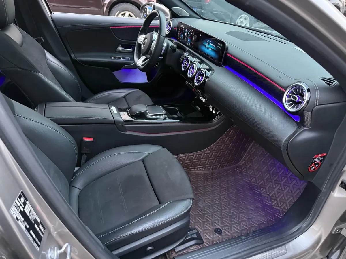 2020 Mercedes-Benz A Class 1.3T 163HP L4 7DCT,autocango,china used car exporter,china ev exporter,chinese used car exporter,chinese used ev exporter