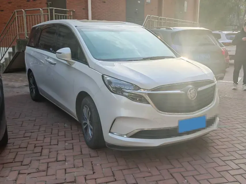 2020 Buick GL8 2.0T 237HP L4 9AT,autocango,china used car exporter,china ev exporter,chinese used car exporter,chinese used ev exporter
