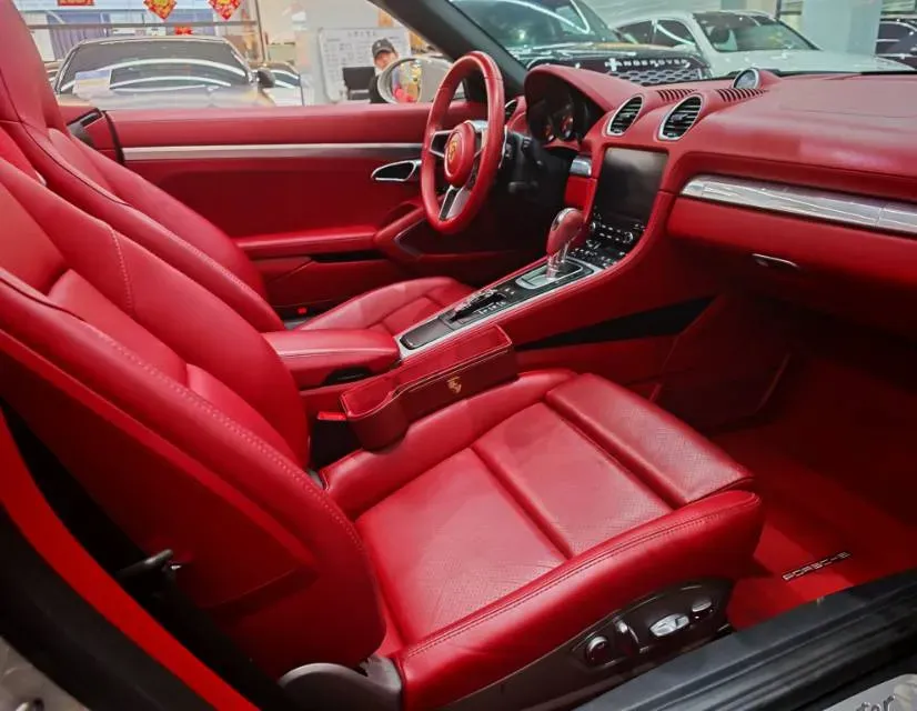 2020 Porsche 718 2.0T 250HP H4 7DCT,autocango,china used car exporter,china ev exporter,chinese used car exporter,chinese used ev exporter