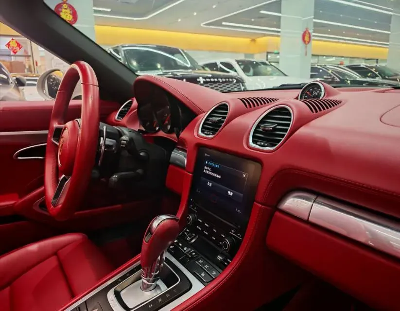 2020 Porsche 718 2.0T 250HP H4 7DCT,autocango,china used car exporter,china ev exporter,chinese used car exporter,chinese used ev exporter