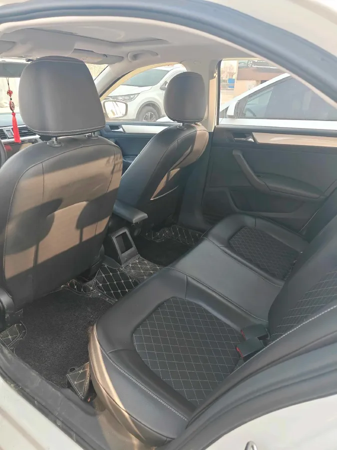 2019 SWM G01 1.5T 156HP L4 6AT,autocango,china used car exporter,china ev exporter,chinese used car exporter,chinese used ev exporter