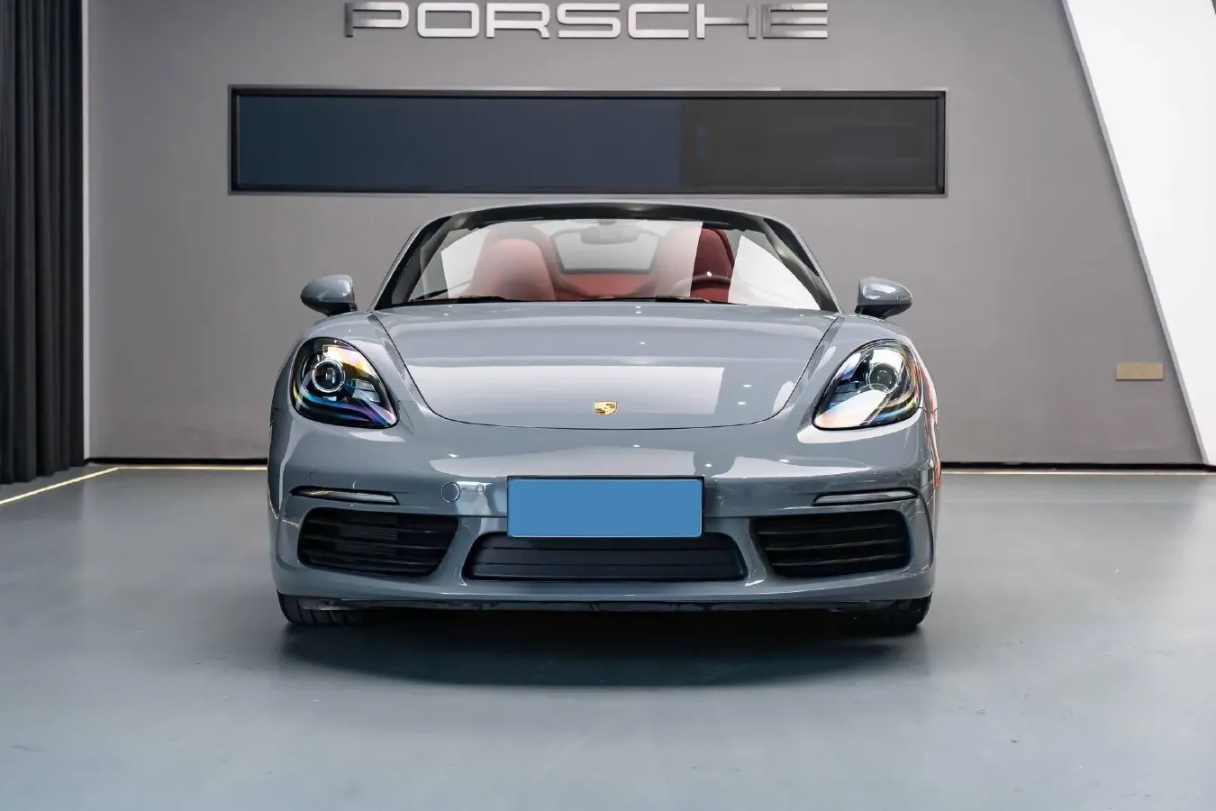 2023 Porsche 718 2.0T 250HP H4 7DCT,autocango,china used car exporter,china ev exporter,chinese used car exporter,chinese used ev exporter
