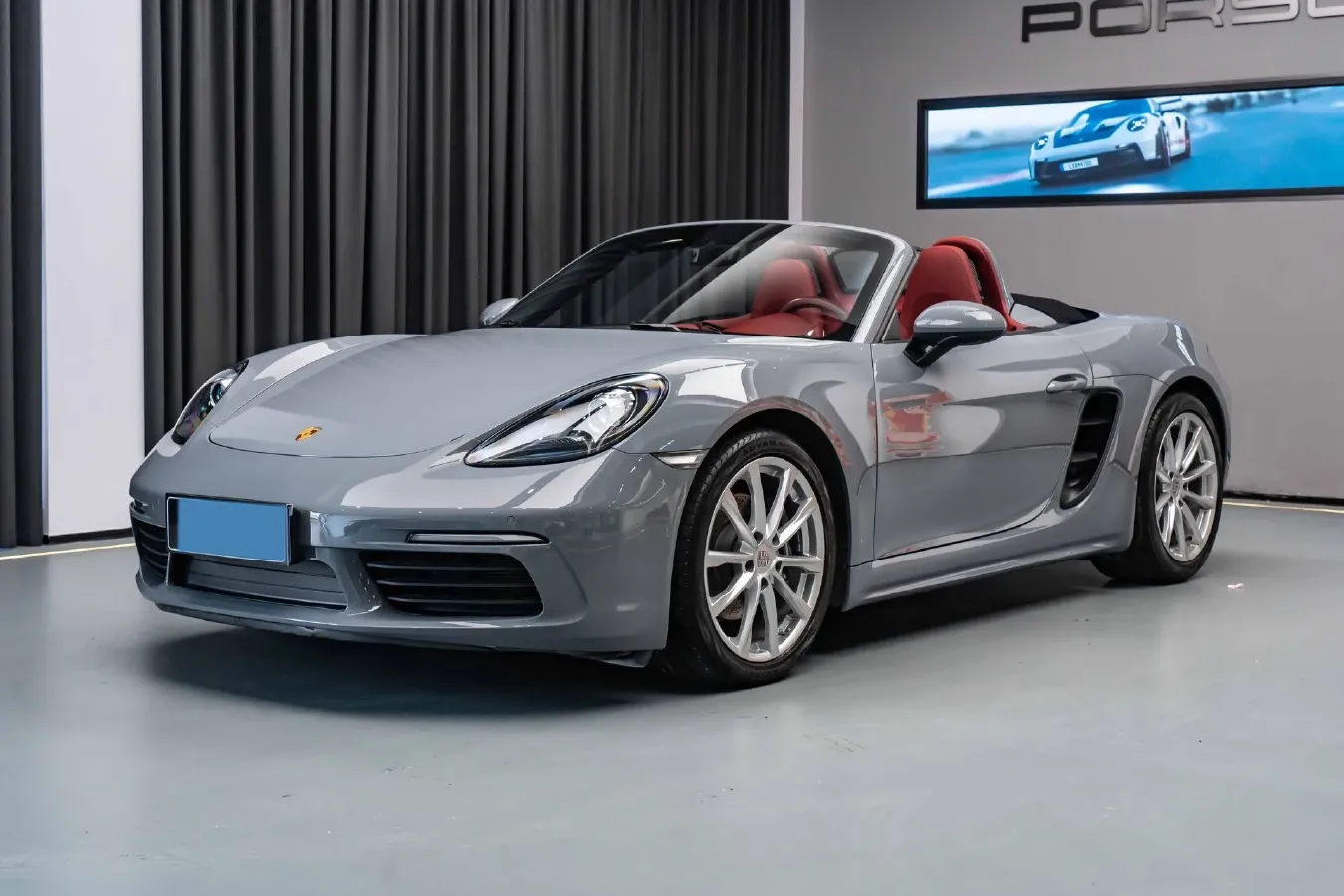 2023 Porsche 718 2.0T 250HP H4 7DCT,autocango,china used car exporter,china ev exporter,chinese used car exporter,chinese used ev exporter
