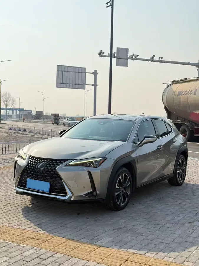 2019 Lexus UX 2.0L 146HP L4 E-CVT Hybrid,autocango,china used car exporter,china ev exporter,chinese used car exporter,chinese used ev exporter