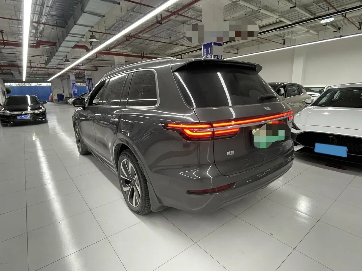 2021 Li ONE Range Extended 131HP REEV 40.5KWH,autocango,china used car exporter,china ev exporter,chinese used car exporter,chinese used ev exporter