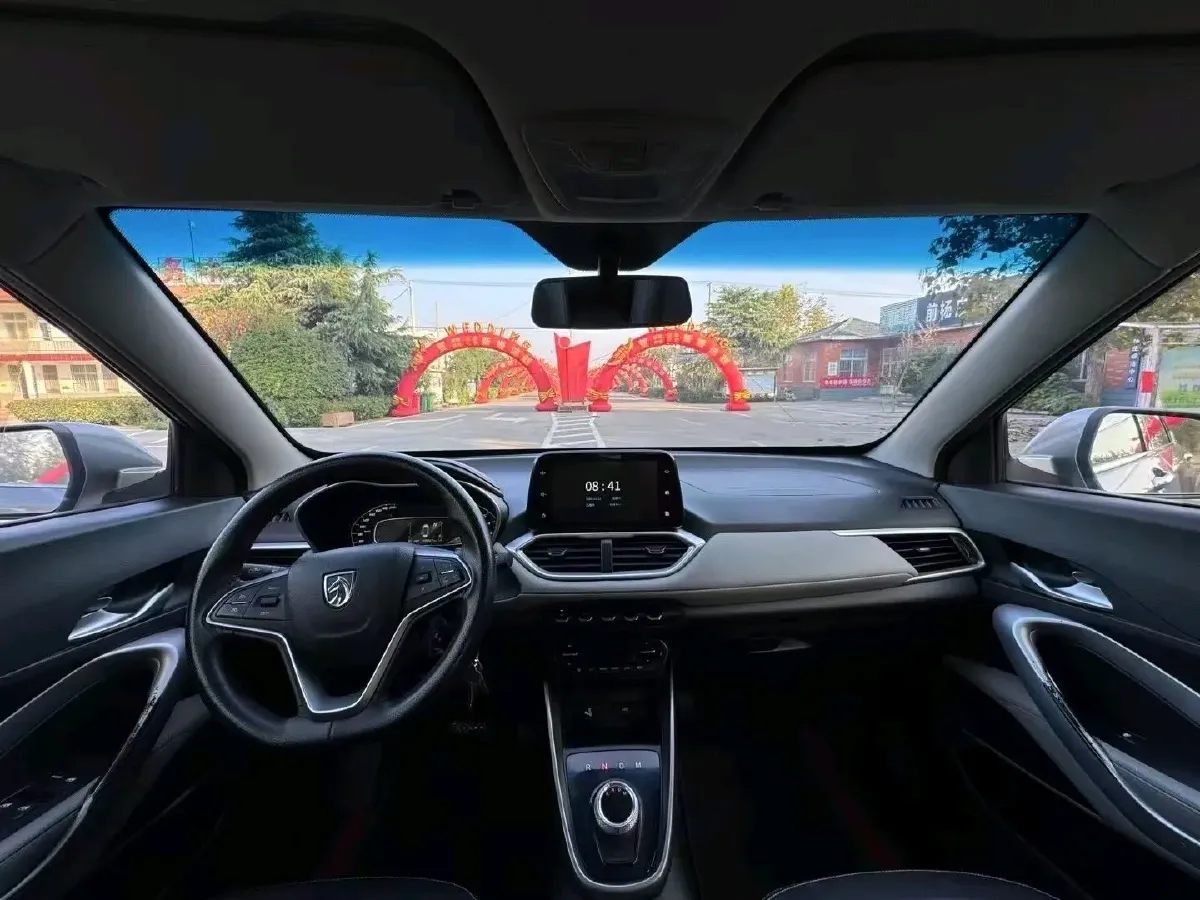 2017 BaoJun 310W 1.5L 105HP L4 6MT,autocango,china used car exporter,china ev exporter,chinese used car exporter,chinese used ev exporter