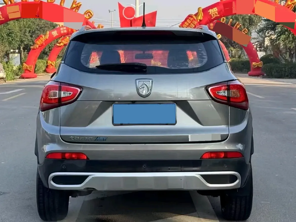 2017 BaoJun 310W 1.5L 105HP L4 6MT,autocango,china used car exporter,china ev exporter,chinese used car exporter,chinese used ev exporter