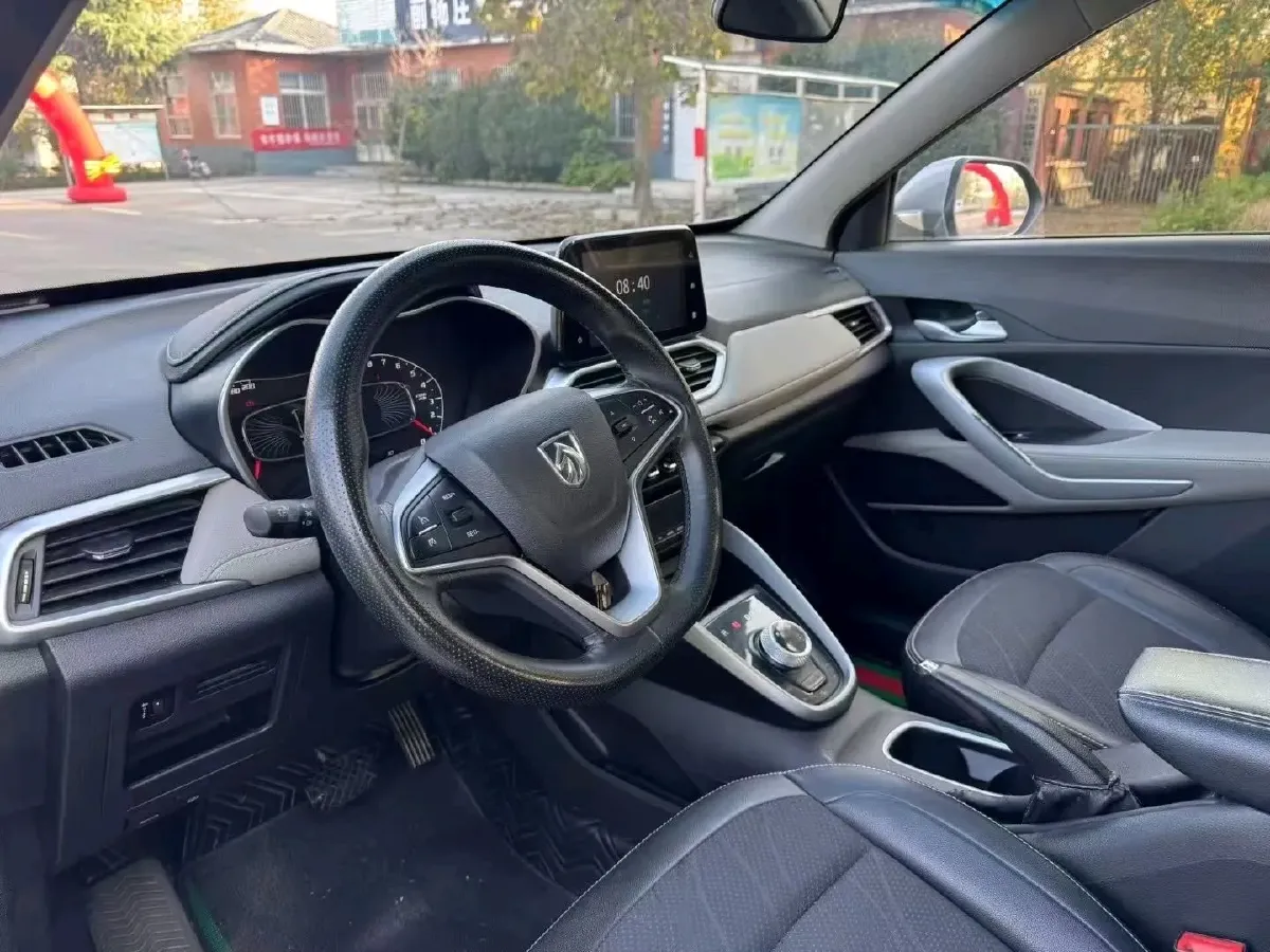 2017 BaoJun 310W 1.5L 105HP L4 6MT,autocango,china used car exporter,china ev exporter,chinese used car exporter,chinese used ev exporter