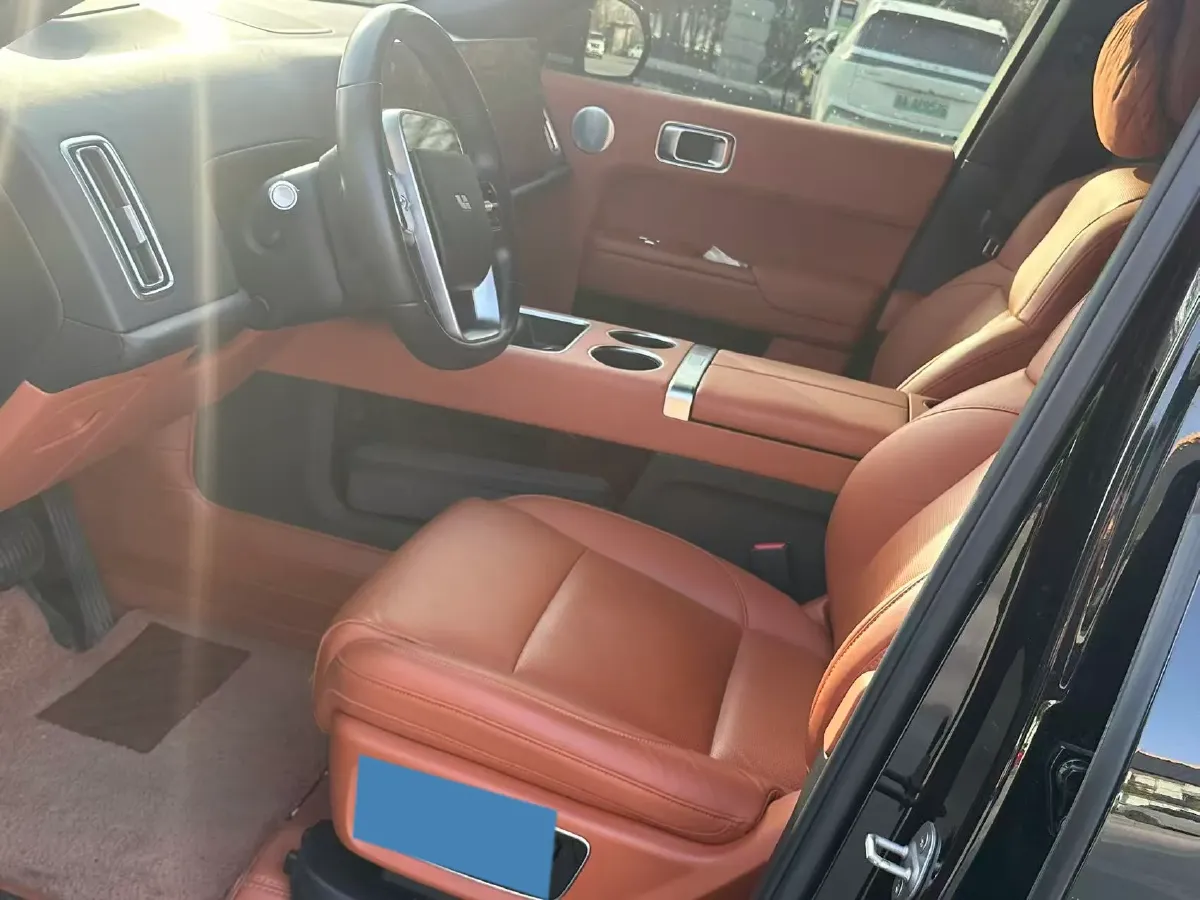 2023 Li L9 Range Extended 154HP REEV 42.6KWH,autocango,china used car exporter,china ev exporter,chinese used car exporter,chinese used ev exporter