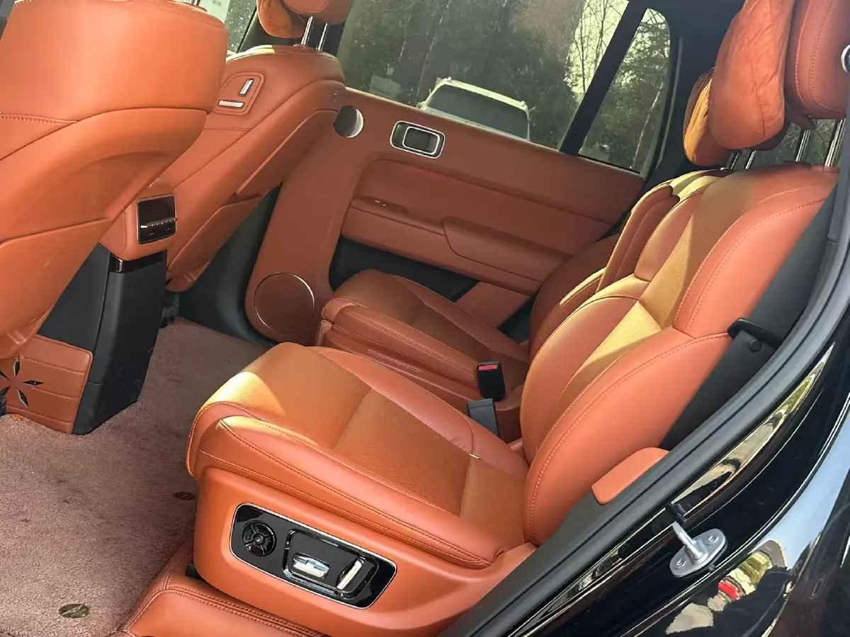 2023 Li L9 Range Extended 154HP REEV 42.6KWH,autocango,china used car exporter,china ev exporter,chinese used car exporter,chinese used ev exporter