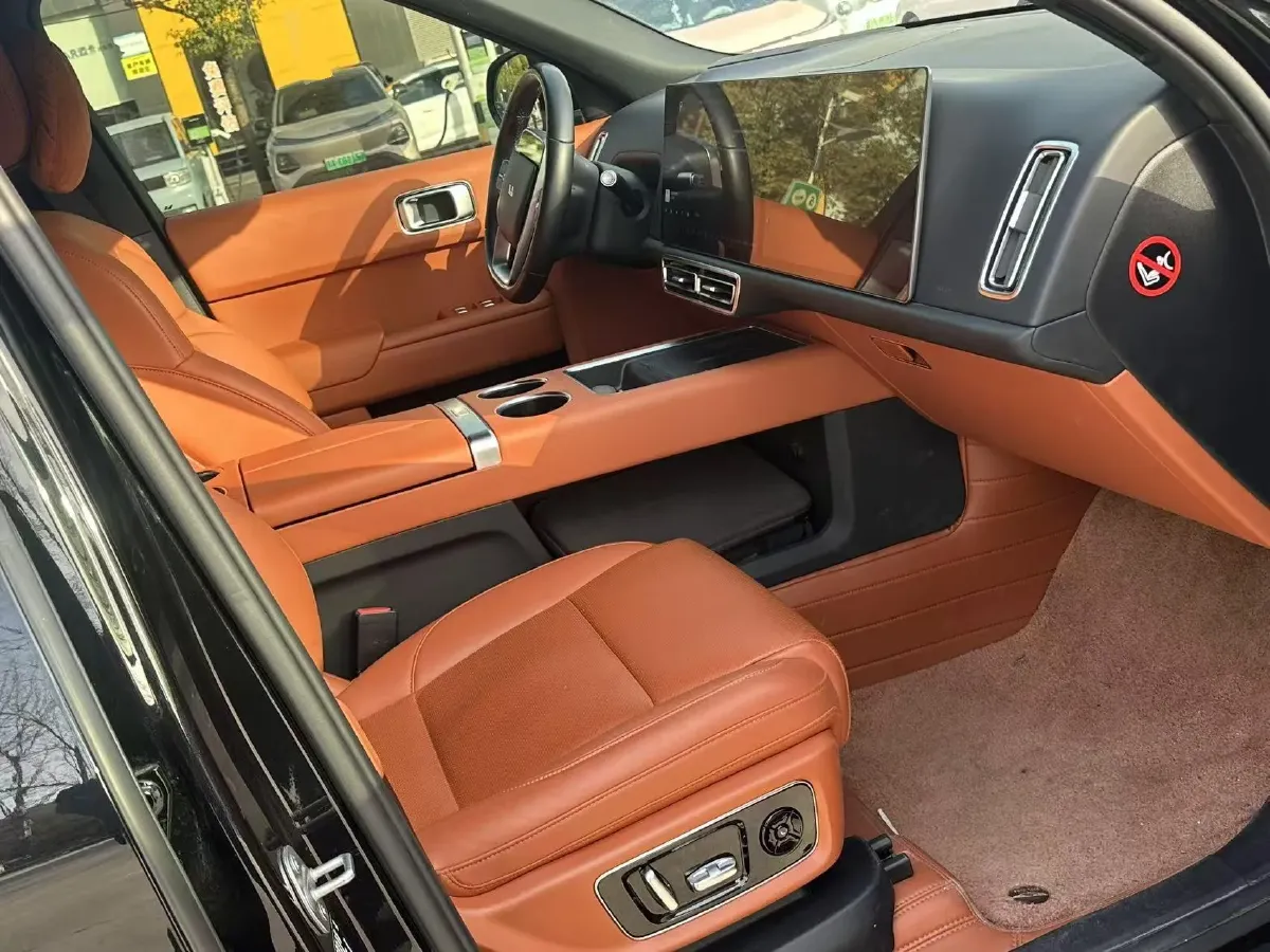 2023 Li L9 Range Extended 154HP REEV 42.6KWH,autocango,china used car exporter,china ev exporter,chinese used car exporter,chinese used ev exporter