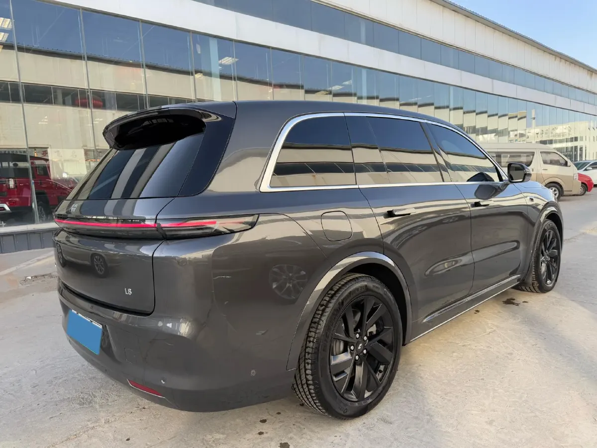 2023 Li L8 Range Extended 154HP REEV 40.9KWH,autocango,china used car exporter,china ev exporter,chinese used car exporter,chinese used ev exporter