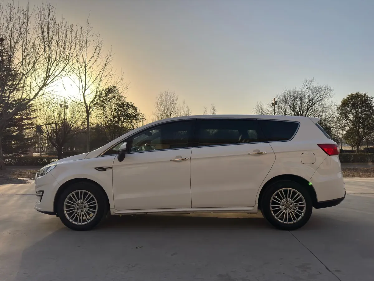 2017 LiFan XuanLang 2.0L 141HP L4 CVT,autocango,china used car exporter,china ev exporter,chinese used car exporter,chinese used ev exporter