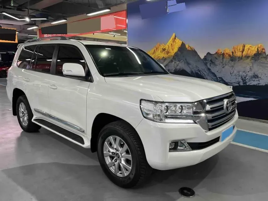 2019 Chevrolet Trax 1.0T 125HP L3 6AT,autocango,china used car exporter,china ev exporter,chinese used car exporter,chinese used ev exporter