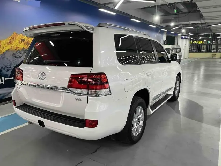 2019 Chevrolet Trax 1.0T 125HP L3 6AT,autocango,china used car exporter,china ev exporter,chinese used car exporter,chinese used ev exporter