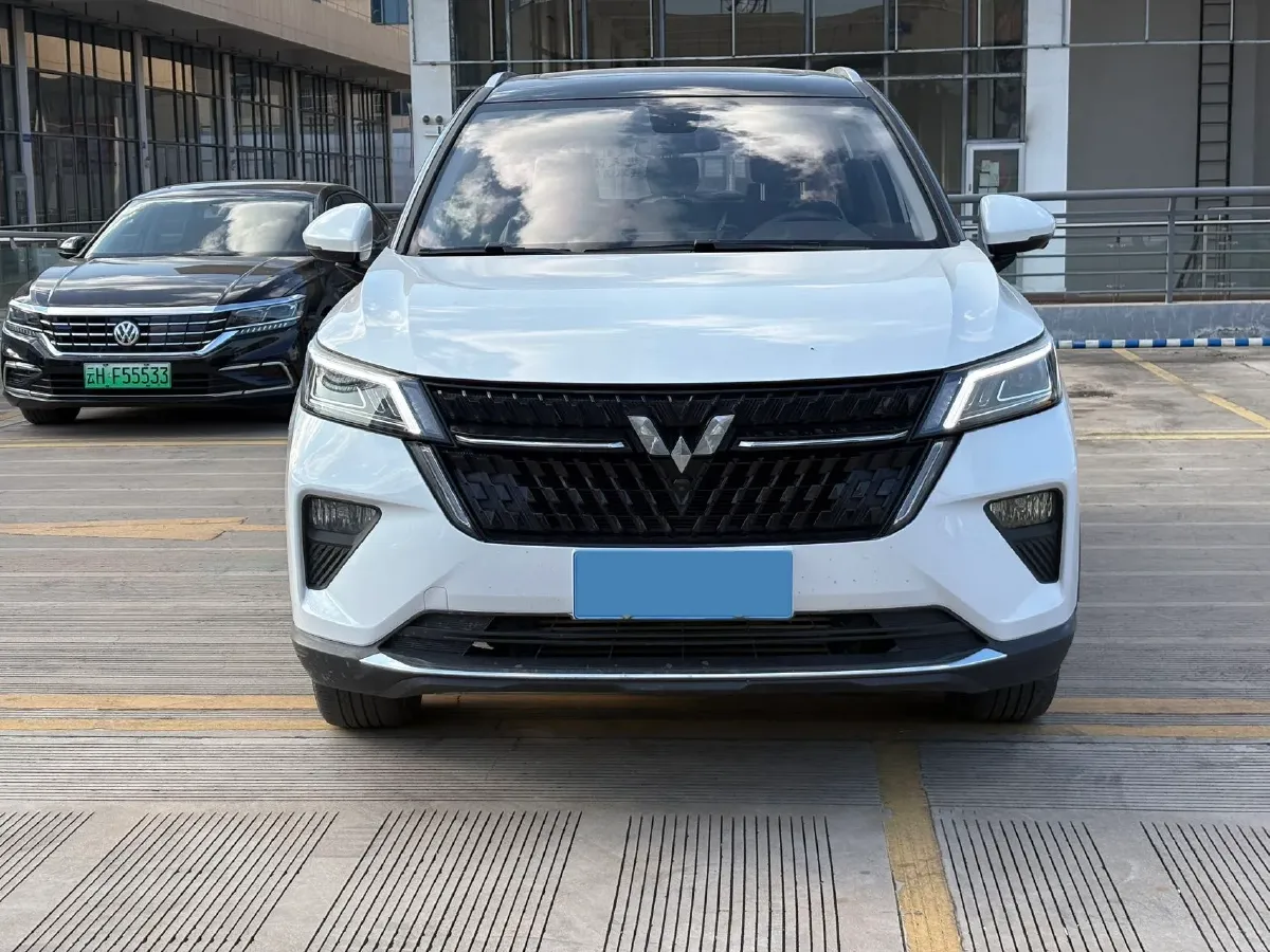 2021 WuLing XingChen 1.5T 147HP L4 CVT,autocango,china used car exporter,china ev exporter,chinese used car exporter,chinese used ev exporter