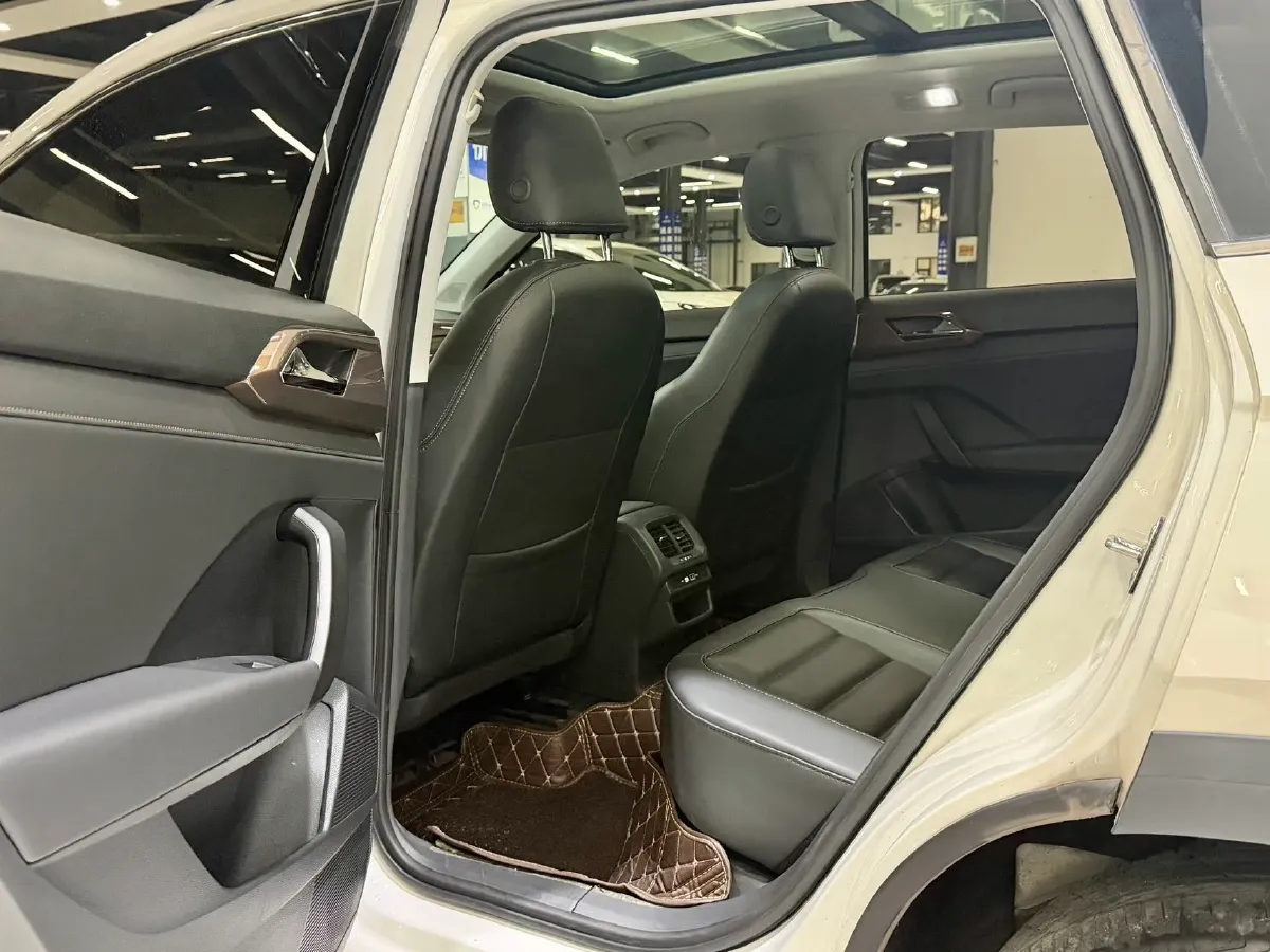 2022 Volkswagen Tharu 1.4T 150HP L4 7DCT,autocango,china used car exporter,china ev exporter,chinese used car exporter,chinese used ev exporter