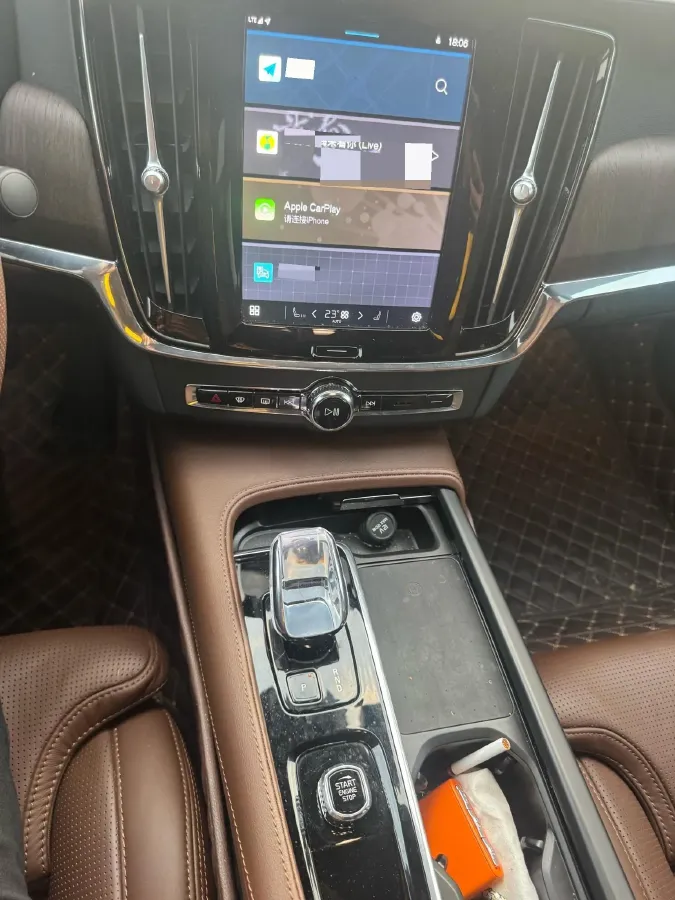 2024 Volvo S90 2.0T 250HP L4 8AT,autocango,china used car exporter,china ev exporter,chinese used car exporter,chinese used ev exporter