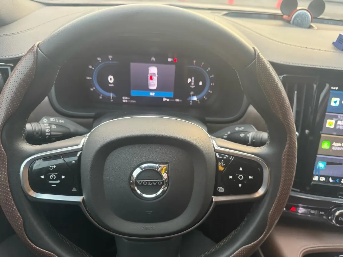 2024 Volvo S90 2.0T 250HP L4 8AT,autocango,china used car exporter,china ev exporter,chinese used car exporter,chinese used ev exporter