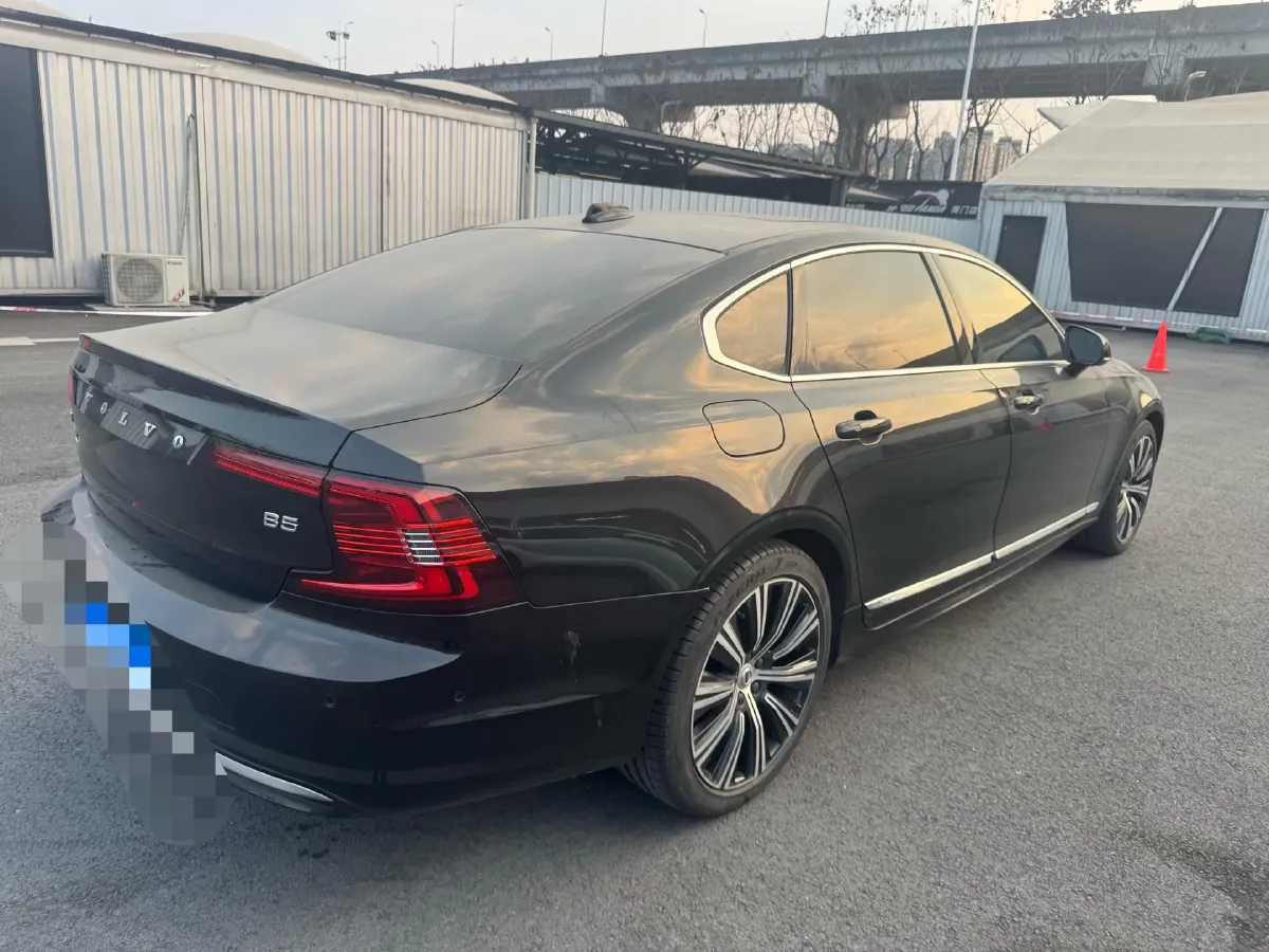 2024 Volvo S90 2.0T 250HP L4 8AT,autocango,china used car exporter,china ev exporter,chinese used car exporter,chinese used ev exporter
