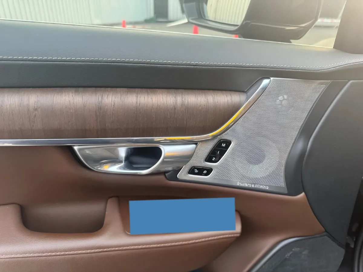 2024 Volvo S90 2.0T 250HP L4 8AT,autocango,china used car exporter,china ev exporter,chinese used car exporter,chinese used ev exporter