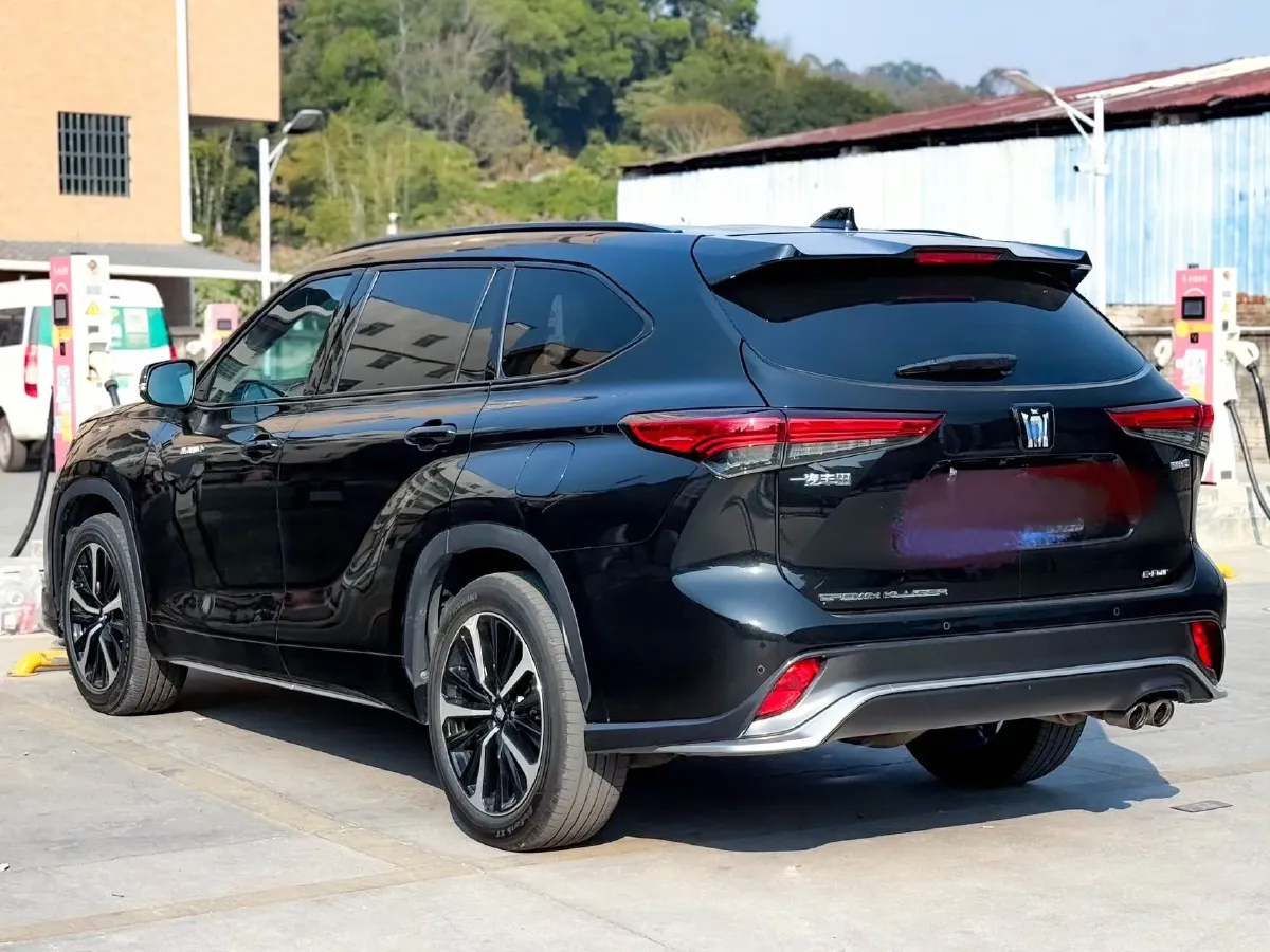 2022 Toyota Crown Kluger 2.5L 192HP L4 E-CVT Hybrid,autocango,china used car exporter,china ev exporter,chinese used car exporter,chinese used ev exporter