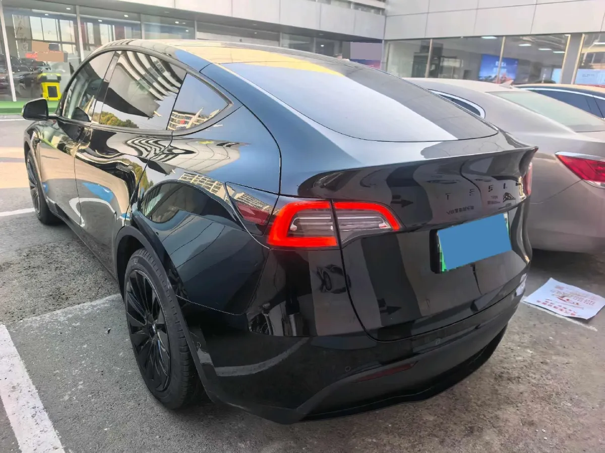 2022 Tesla Model Y BEV 60KWH,autocango,china used car exporter,china ev exporter,chinese used car exporter,chinese used ev exporter