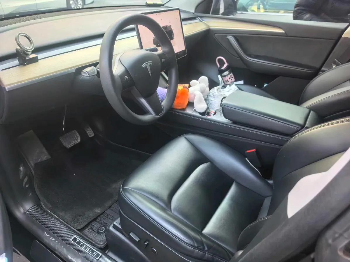 2022 Tesla Model Y BEV 60KWH,autocango,china used car exporter,china ev exporter,chinese used car exporter,chinese used ev exporter