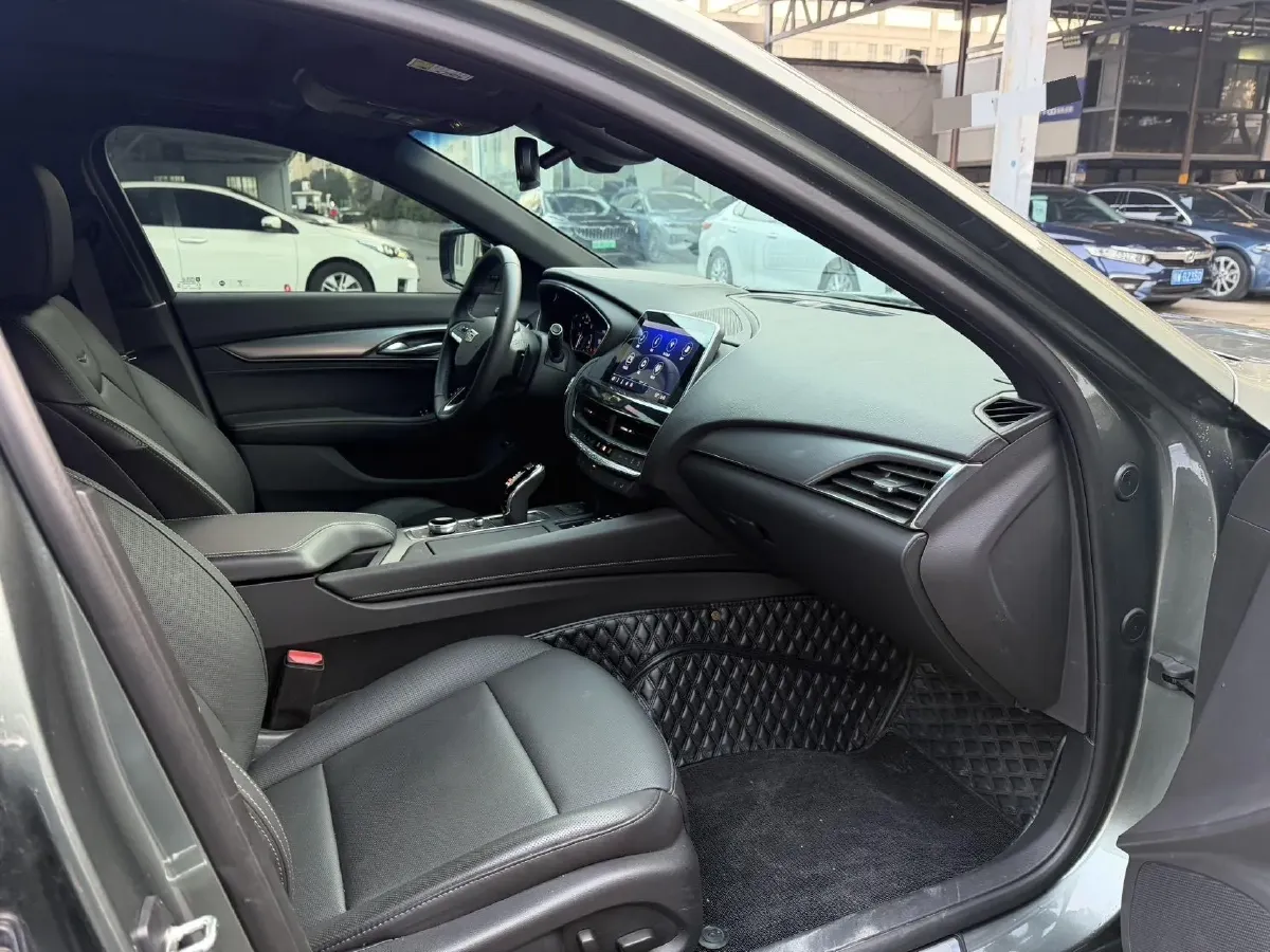 2022 Cadillac CT5 2.0T 237HP L4 10AT,autocango,china used car exporter,china ev exporter,chinese used car exporter,chinese used ev exporter