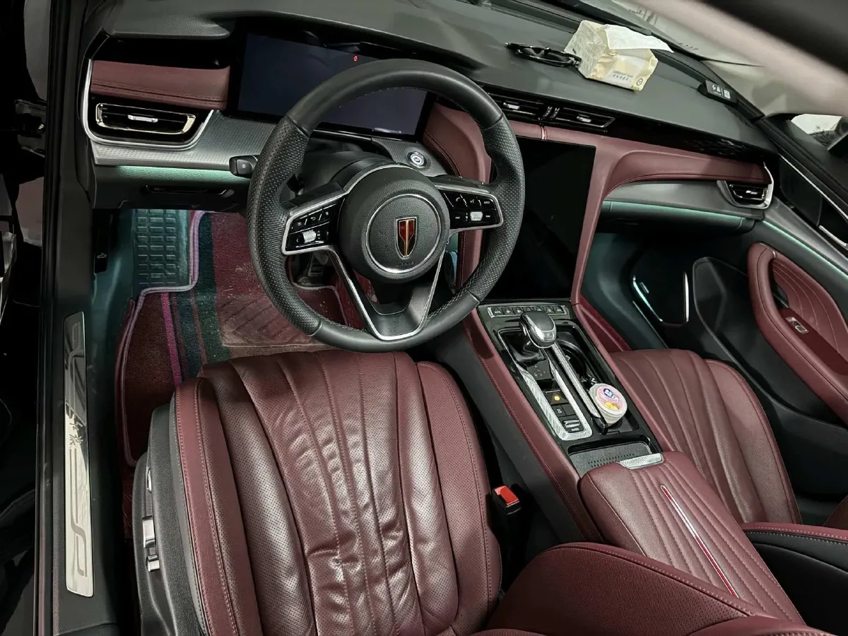 2024 HongQi H5 2.0T 224HP L4 8AT,autocango,china used car exporter,china ev exporter,chinese used car exporter,chinese used ev exporter