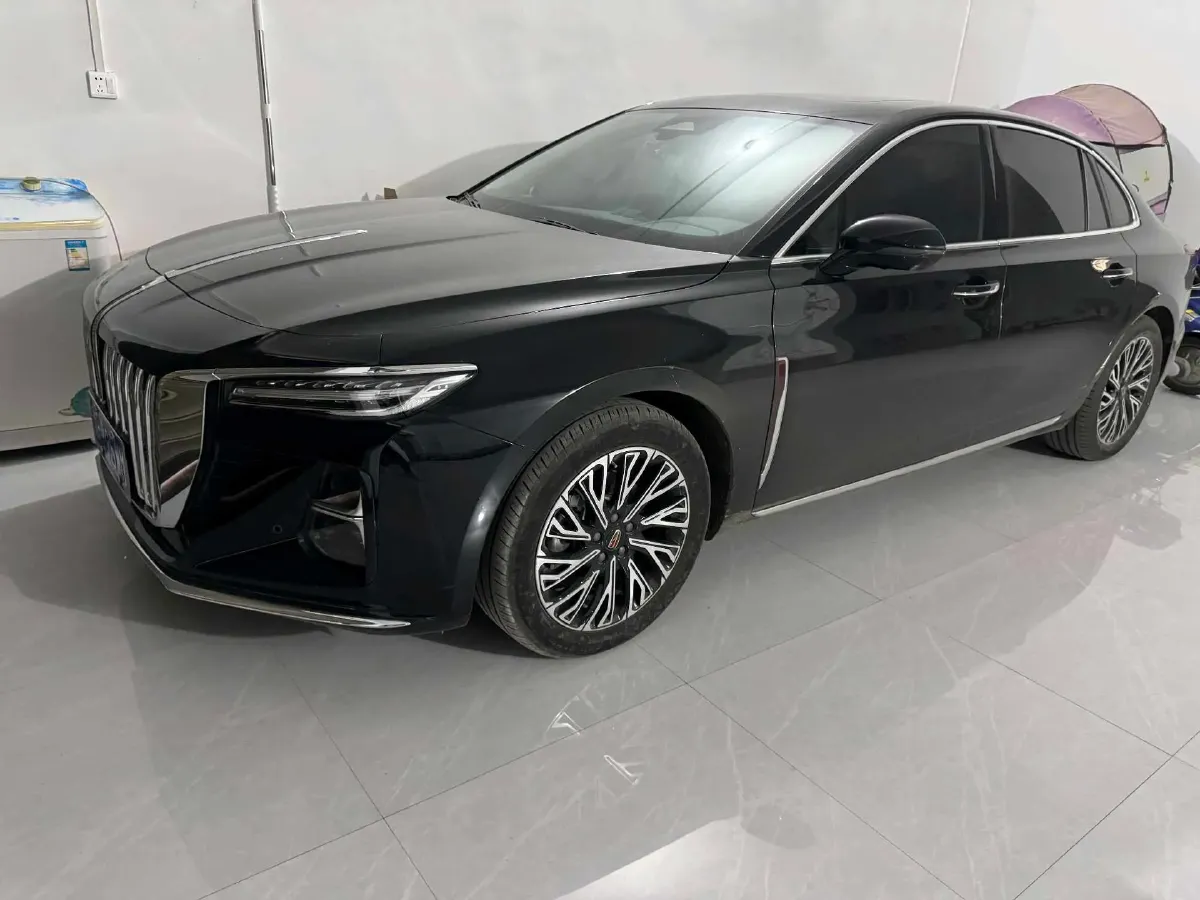 2024 HongQi H5 2.0T 224HP L4 8AT,autocango,china used car exporter,china ev exporter,chinese used car exporter,chinese used ev exporter
