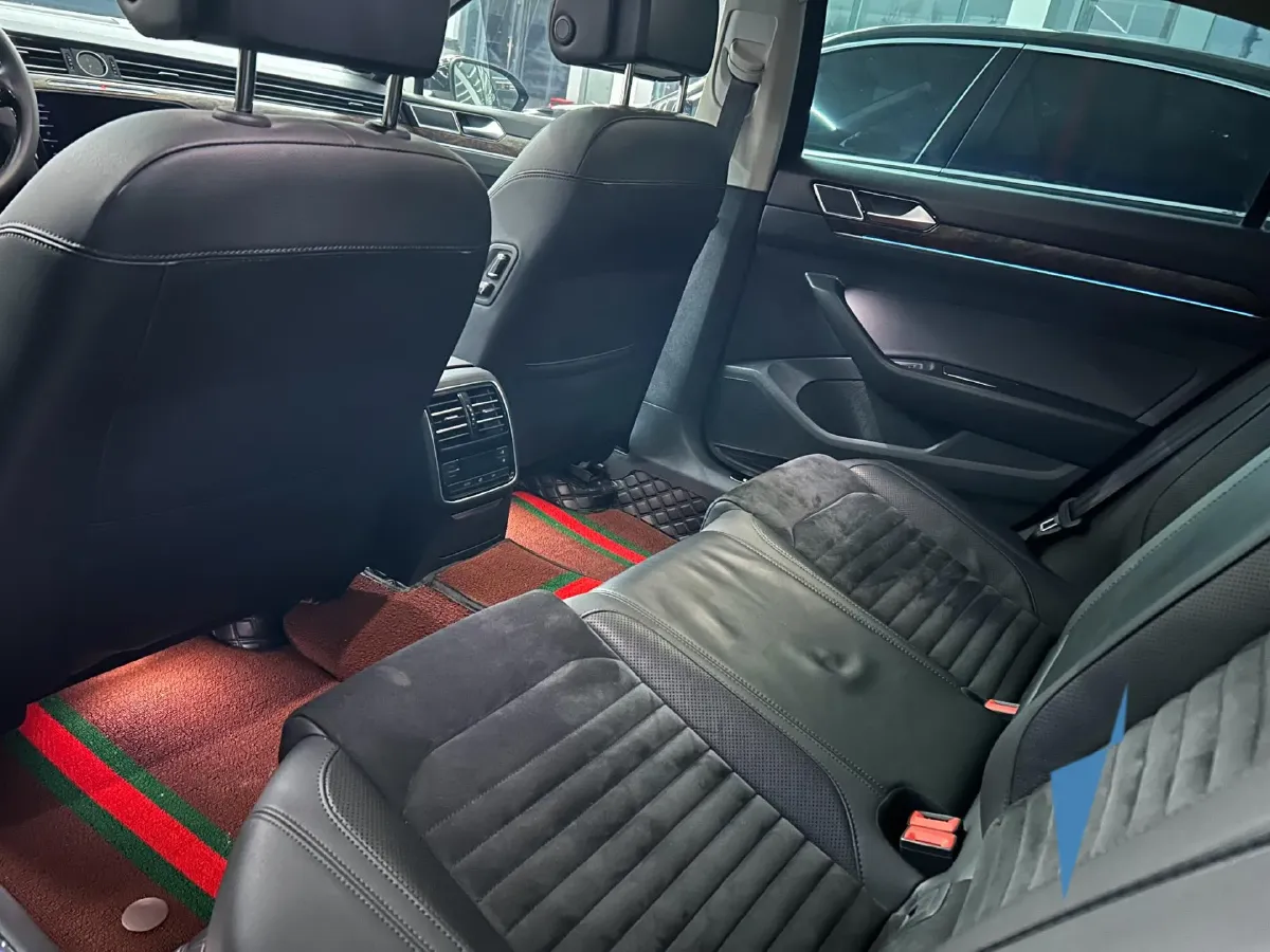 2018 Volkswagen Magotan 1.8T 180HP L4 7DCT,autocango,china used car exporter,china ev exporter,chinese used car exporter,chinese used ev exporter