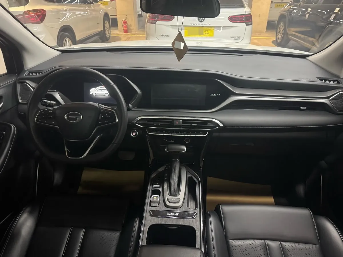 2021 GAC Trumpchi GS4 1.5T 169HP L4 6AT,autocango,china used car exporter,china ev exporter,chinese used car exporter,chinese used ev exporter