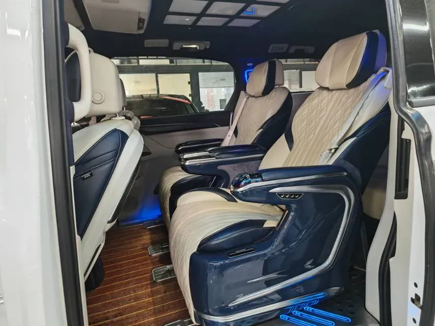 2020 Buick GL8 2.0T 237HP L4 9AT,autocango,china used car exporter,china ev exporter,chinese used car exporter,chinese used ev exporter