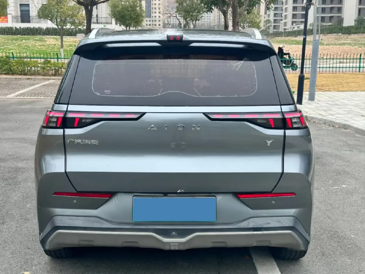 2022 Geely Okavango 1.8T 184HP L4 7DCT,autocango,china used car exporter,china ev exporter,chinese used car exporter,chinese used ev exporter