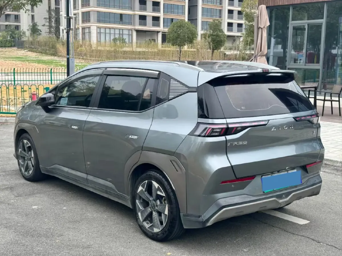 2022 Geely Okavango 1.8T 184HP L4 7DCT,autocango,china used car exporter,china ev exporter,chinese used car exporter,chinese used ev exporter