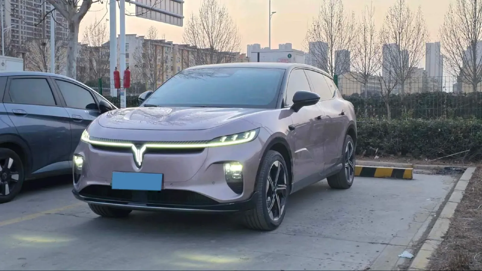 2024 Voyah ZhiYin BEV 79KWH,autocango,china used car exporter,china ev exporter,chinese used car exporter,chinese used ev exporter