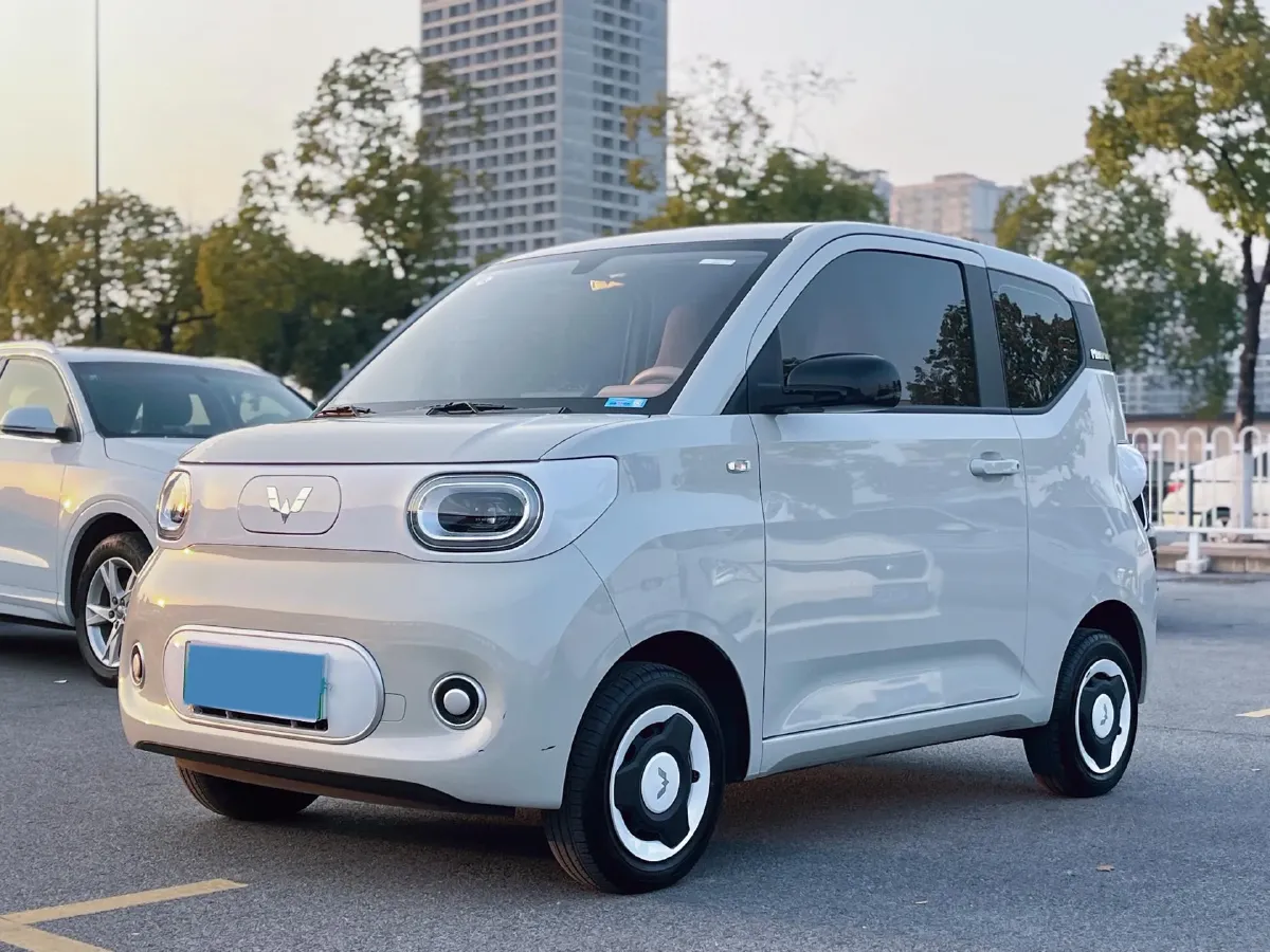2024 WuLing HongGuang MINI EV BEV 17.3KWH,autocango,china used car exporter,china ev exporter,chinese used car exporter,chinese used ev exporter