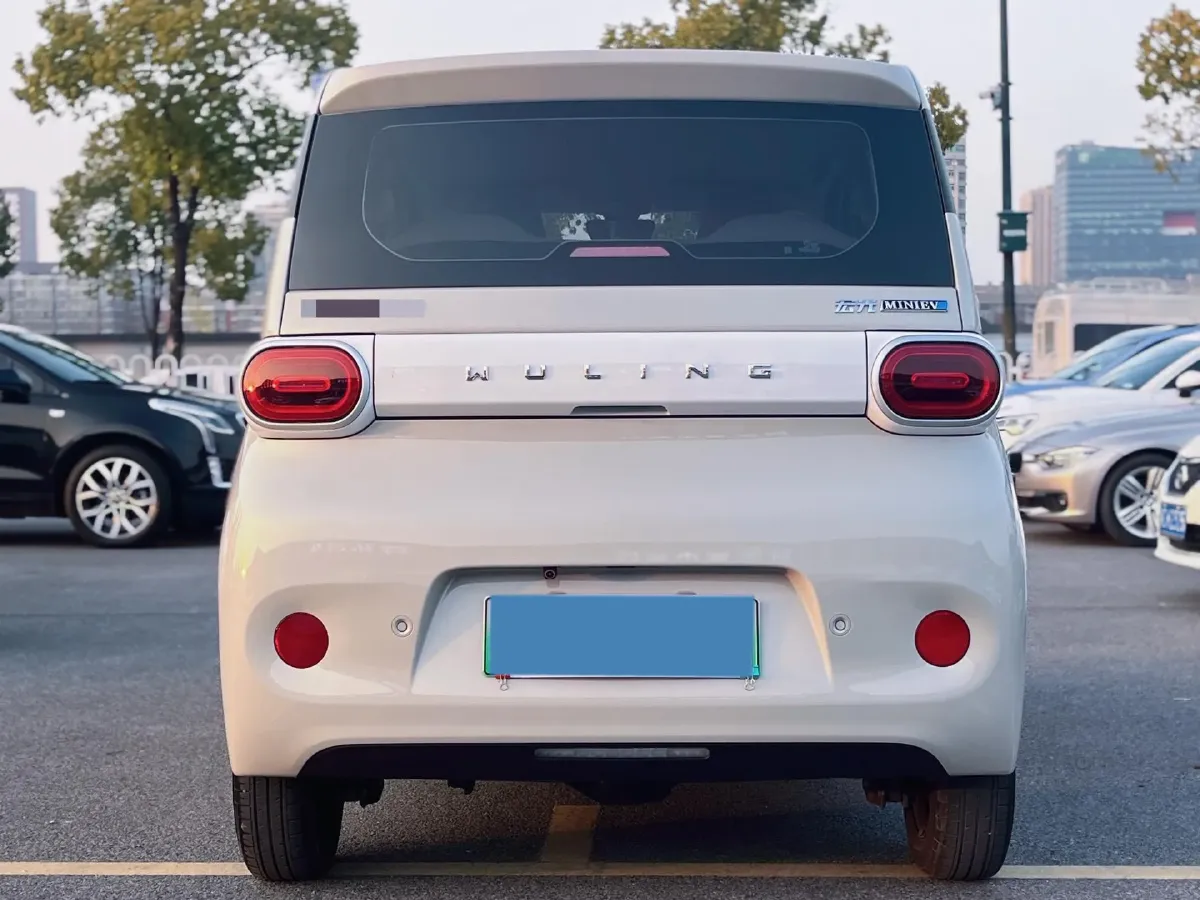 2024 WuLing HongGuang MINI EV BEV 17.3KWH,autocango,china used car exporter,china ev exporter,chinese used car exporter,chinese used ev exporter