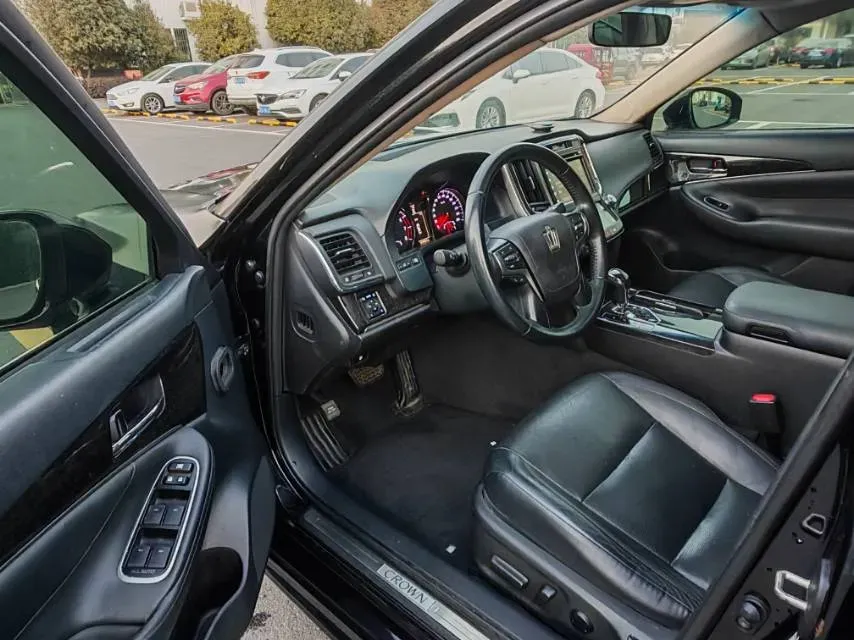 2018 Infiniti Q50L 2.0T 211HP L4 7AT,autocango,china used car exporter,china ev exporter,chinese used car exporter,chinese used ev exporter