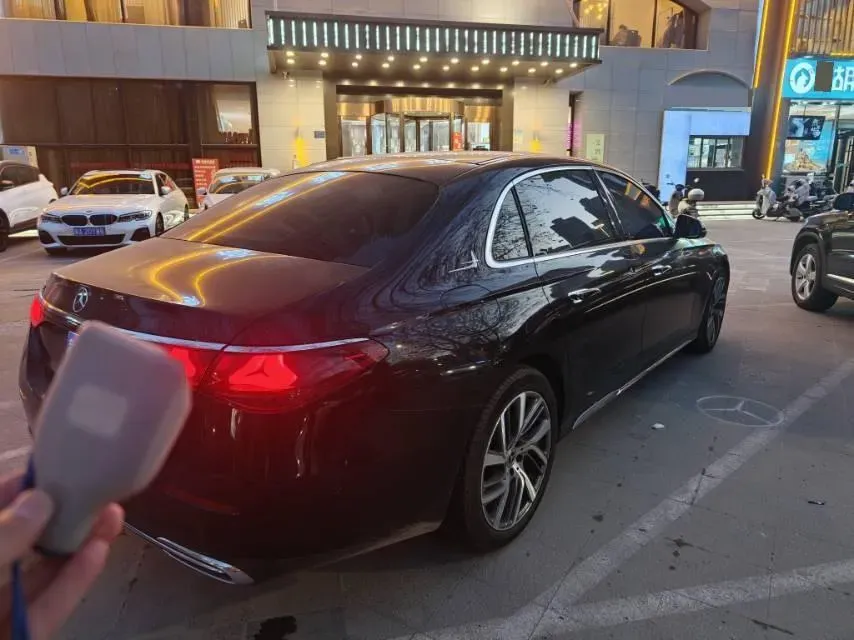 2024 Mercedes-Benz E Class 2.0T 258HP L4 9AT,autocango,china used car exporter,china ev exporter,chinese used car exporter,chinese used ev exporter