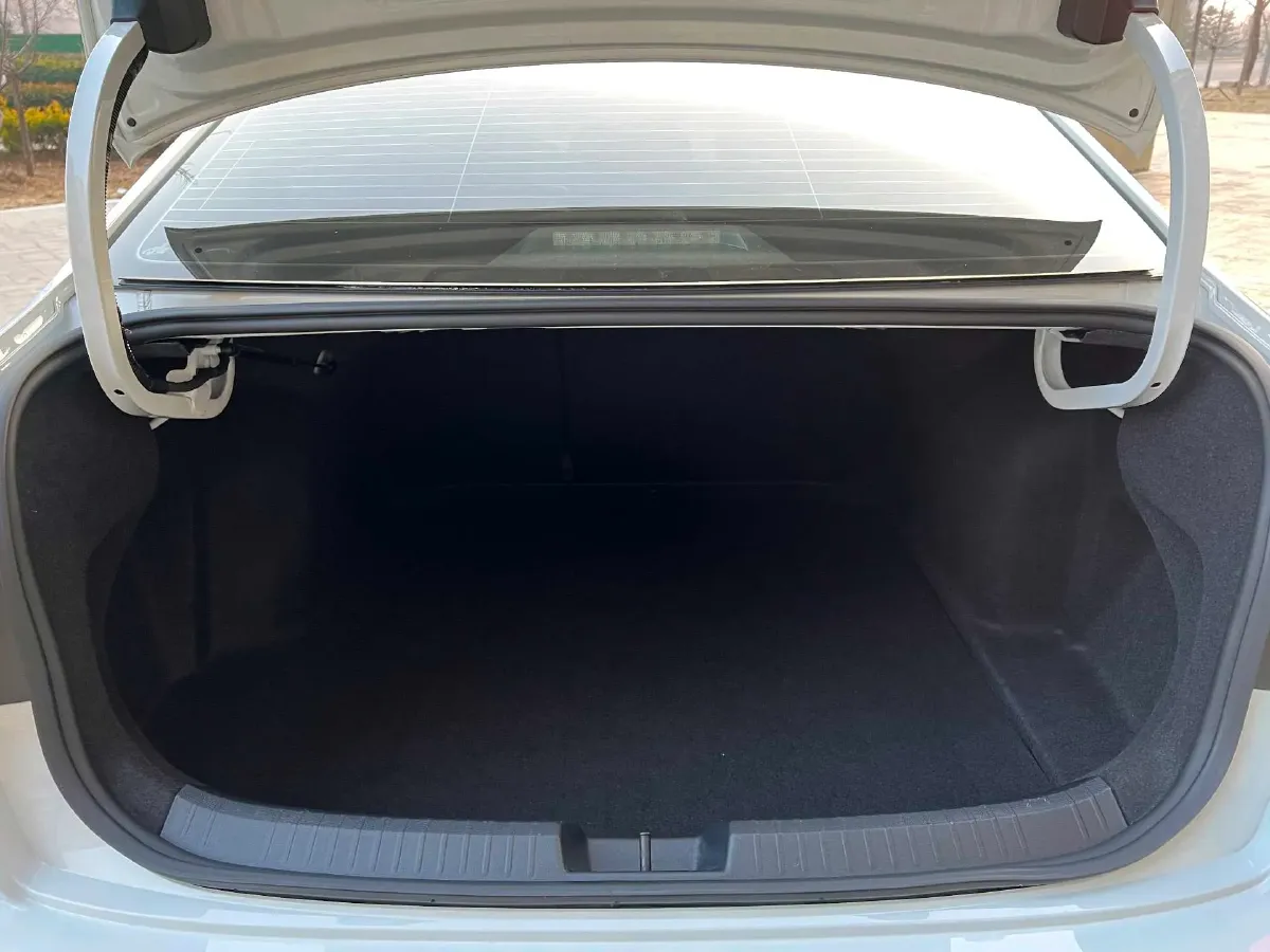 2023 Volkswagen Sagitar 1.4T 150HP L4 7DCT,autocango,china used car exporter,china ev exporter,chinese used car exporter,chinese used ev exporter