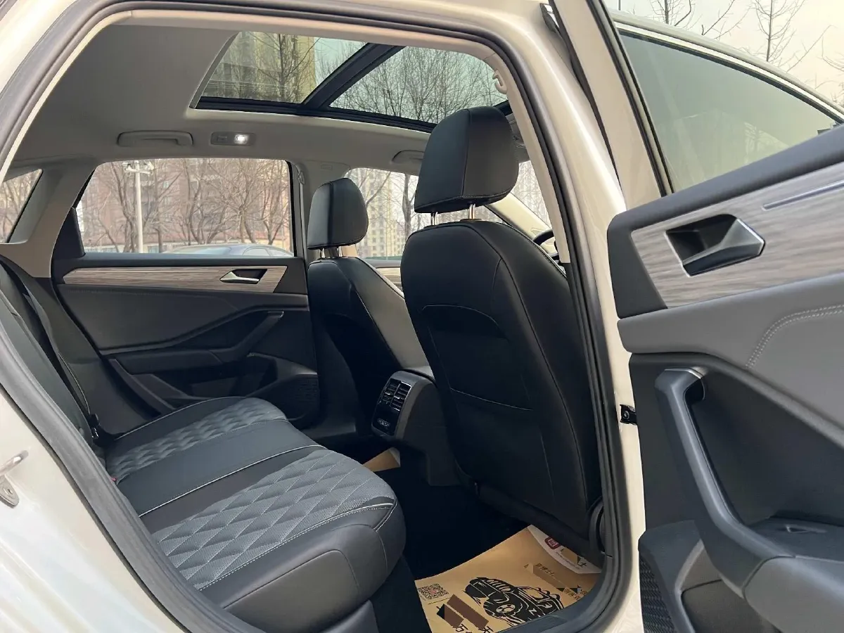 2023 Volkswagen Sagitar 1.4T 150HP L4 7DCT,autocango,china used car exporter,china ev exporter,chinese used car exporter,chinese used ev exporter