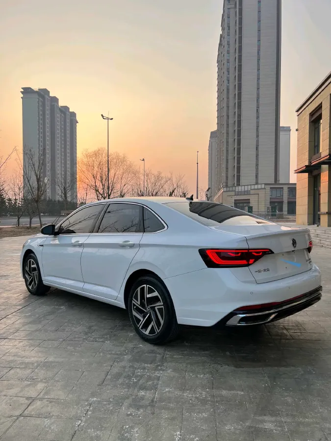 2023 Volkswagen Sagitar 1.4T 150HP L4 7DCT,autocango,china used car exporter,china ev exporter,chinese used car exporter,chinese used ev exporter