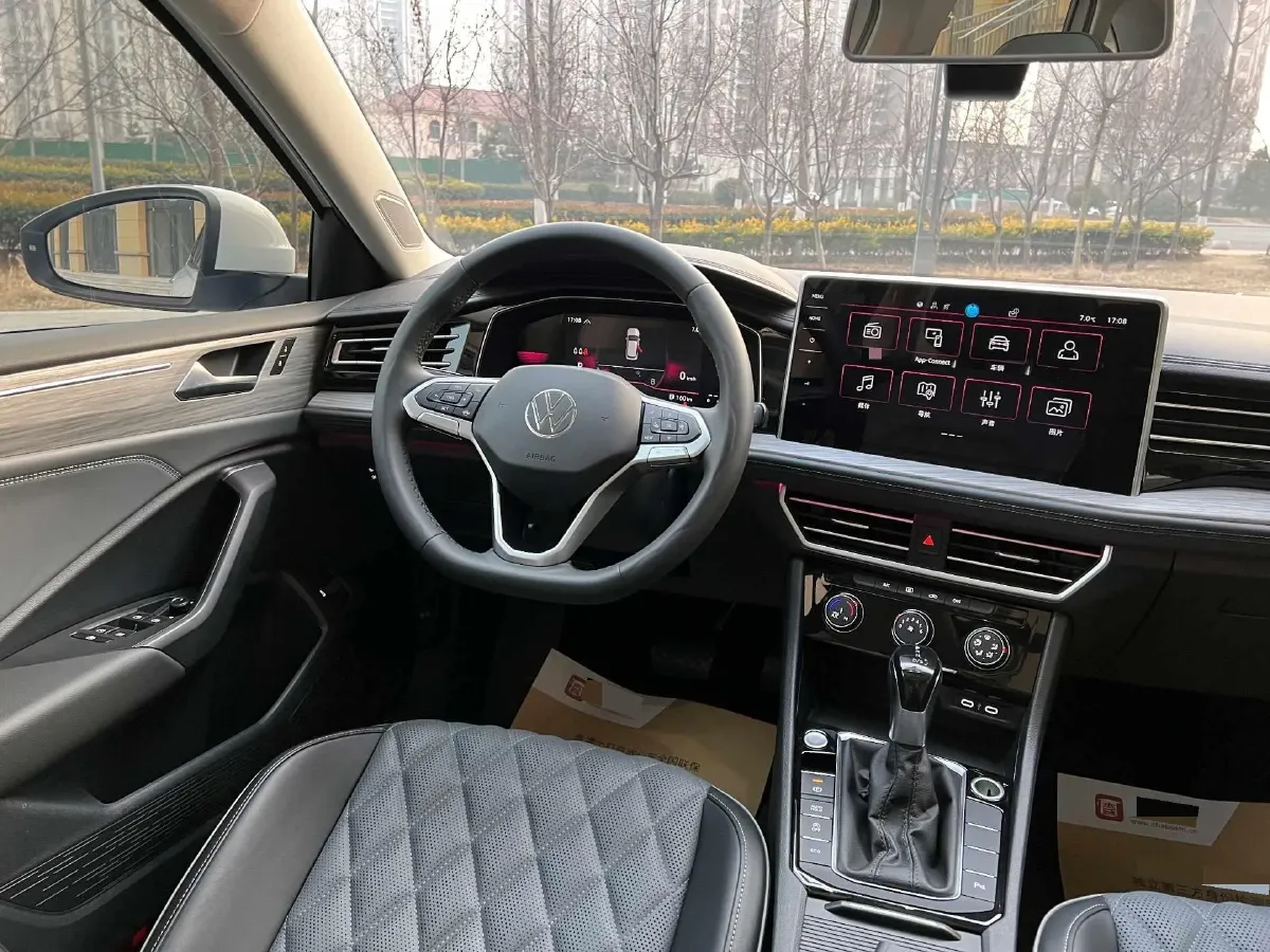 2023 Volkswagen Sagitar 1.4T 150HP L4 7DCT,autocango,china used car exporter,china ev exporter,chinese used car exporter,chinese used ev exporter