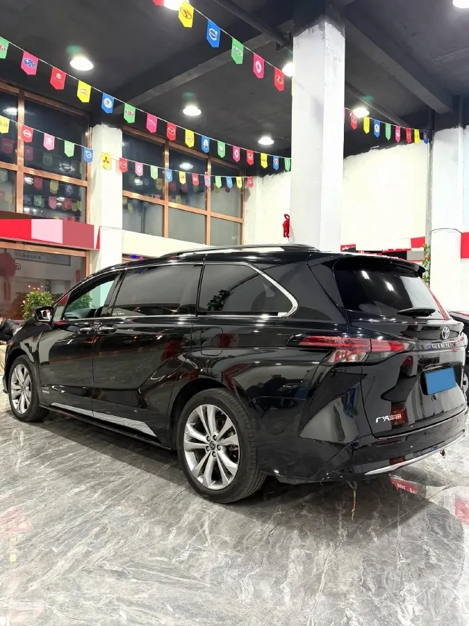 2023 Toyota Sienna 2.5L 189HP L4 E-CVT Hybrid,autocango,china used car exporter,china ev exporter,chinese used car exporter,chinese used ev exporter