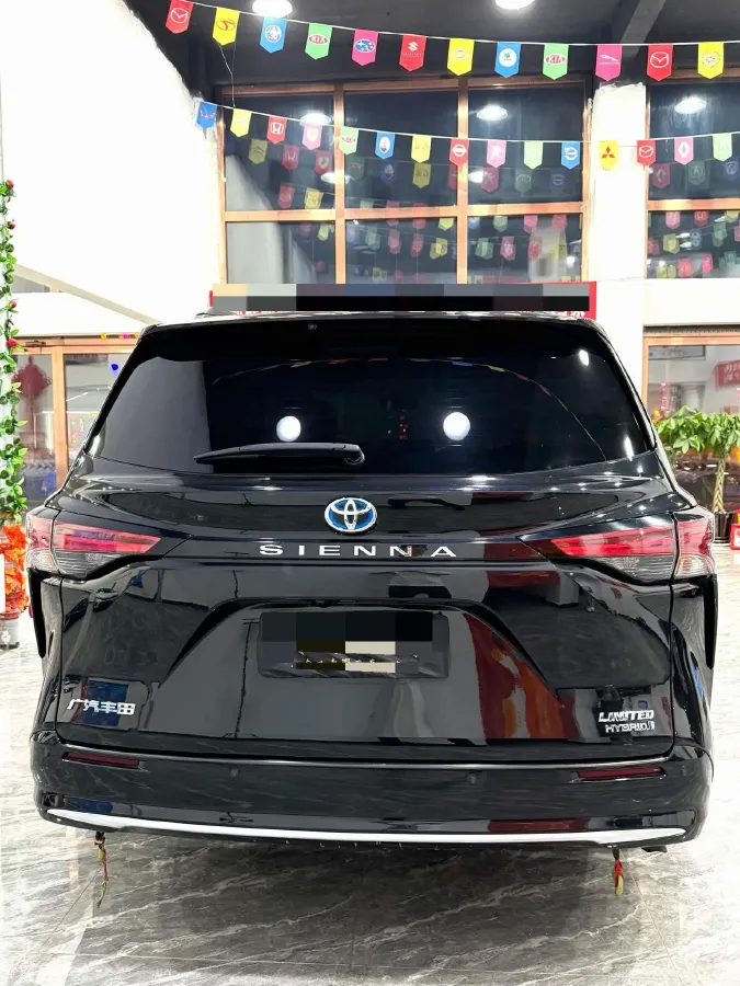 2023 Toyota Sienna 2.5L 189HP L4 E-CVT Hybrid,autocango,china used car exporter,china ev exporter,chinese used car exporter,chinese used ev exporter