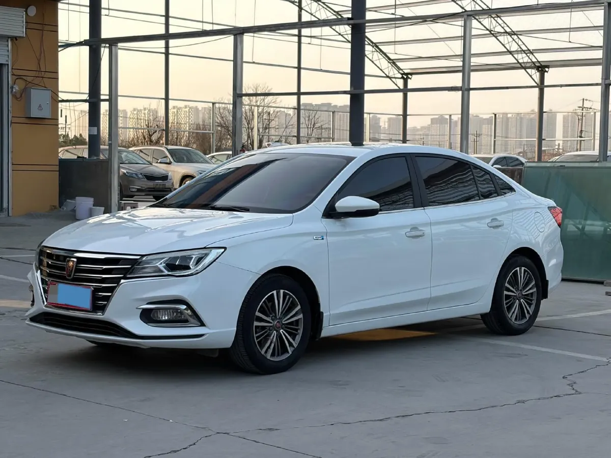 2019 Roewe i5 1.5L 120HP L4 5MT,autocango,china used car exporter,china ev exporter,chinese used car exporter,chinese used ev exporter