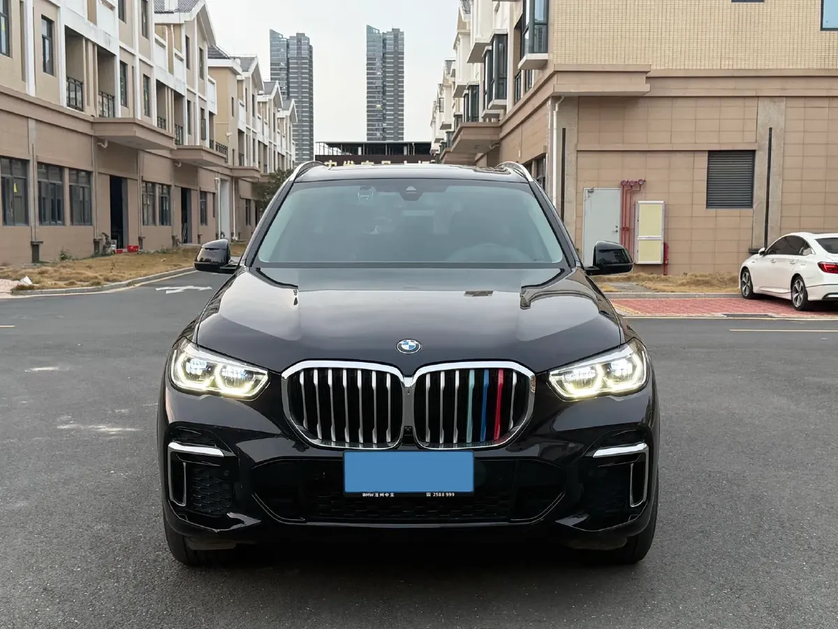 2022 BMW X5 2.0T 245HP L4 8AT,autocango,china used car exporter,china ev exporter,chinese used car exporter,chinese used ev exporter