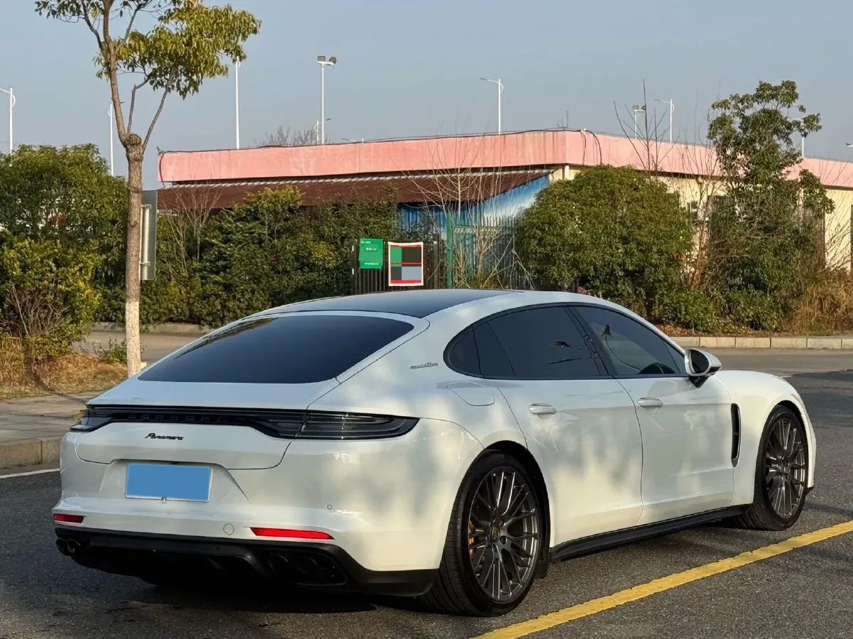 2023 Porsche Panamera 2.9T 330HP V6 8DCT,autocango,china used car exporter,china ev exporter,chinese used car exporter,chinese used ev exporter